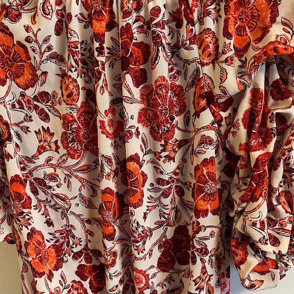 Ce ce Floral Ruffle Sleeve Top - Red and Orange - Picture 5 of 6